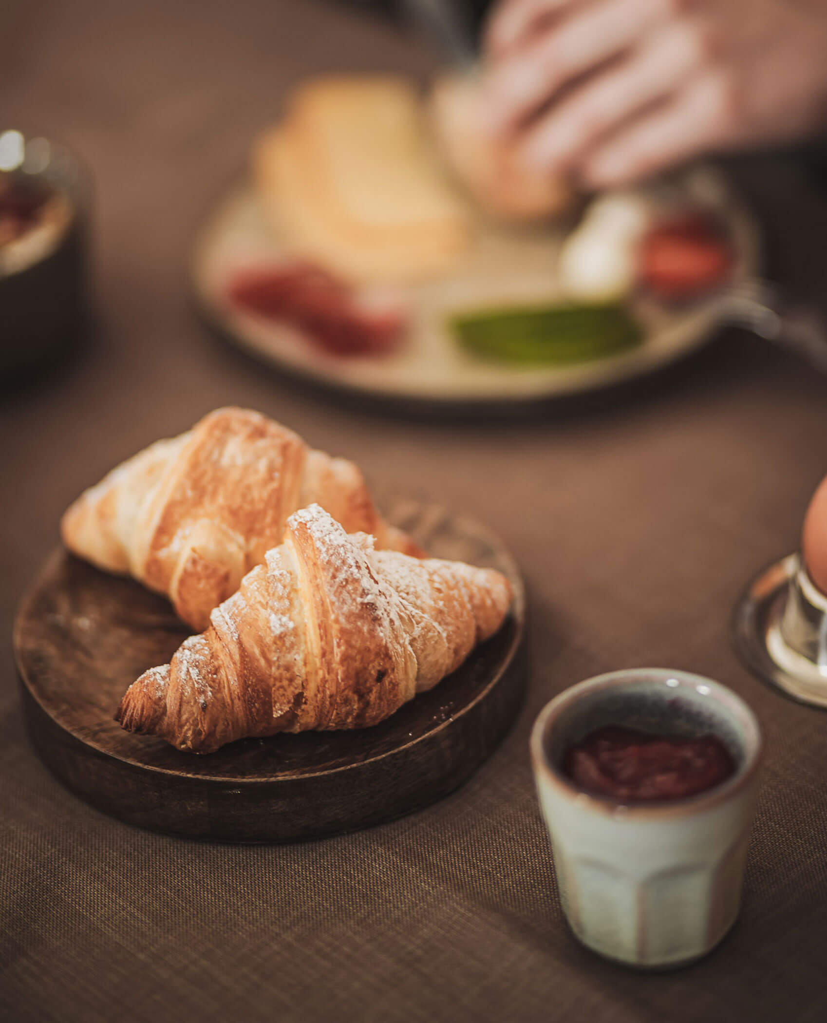 Breakfast at Mesnhöf Mountain Inn